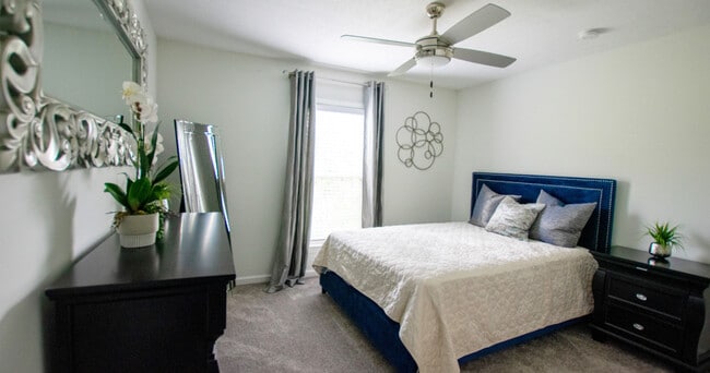 The Champion at Bluegrass Apartments in Lexington, KY - Building Photo - Building Photo