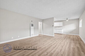 326 E. Pearson in Anaheim, CA - Building Photo - Building Photo