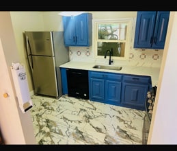 15012 Cordell Ave in Woodbridge, VA - Building Photo - Building Photo