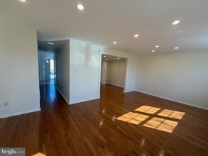 2998 Covington St in Fairfax, VA - Building Photo - Building Photo