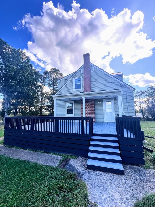 116 Daniels Dr in Madison Heights, VA - Building Photo - Building Photo
