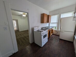 2105 Cable Ave in Beaumont, TX - Building Photo - Building Photo