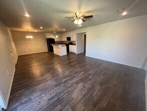 2711 113th St in Lubbock, TX - Building Photo - Building Photo