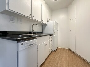 1823 Lincoln Ave in San Rafael, CA - Building Photo - Building Photo