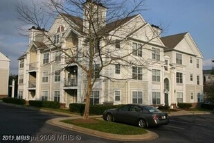 122 Kendrick Pl in Gaithersburg, MD - Building Photo