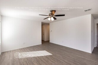 2800 Spring Time Dr in Ennis, TX - Building Photo - Building Photo