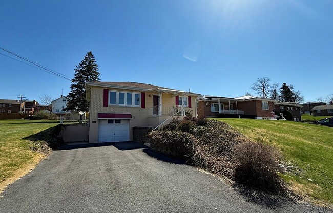 property at 1017 Rachel St
