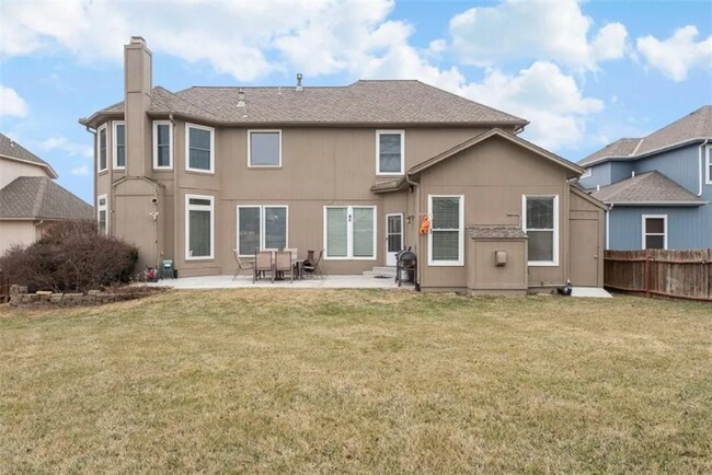 11315 W 142nd Terrace in Overland Park, KS - Building Photo - Building Photo