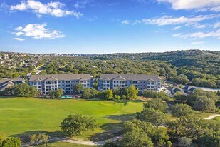 Cypress at Stone Oak in San Antonio, TX - Building Photo