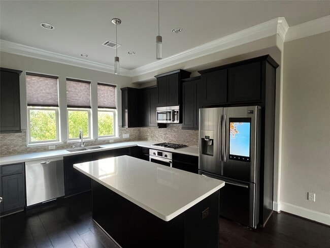 property at 616 Delano St