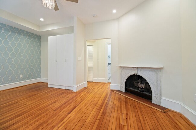 1120 E Capitol St NE in Washington, DC - Building Photo - Building Photo