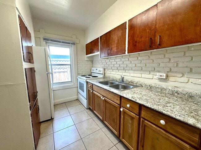 2005 Broward Ave in West Palm Beach, FL - Building Photo - Building Photo