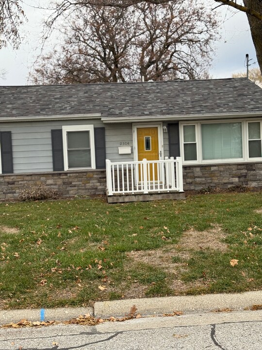 2304 15th Ave N in Fort Dodge, IA - Building Photo