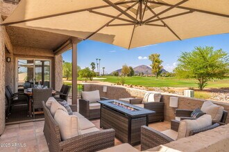 7424 N Vía Camello Del Norte in Scottsdale, AZ - Building Photo - Building Photo