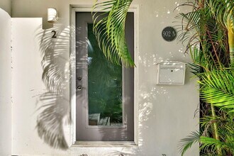 902 N J St in Lake Worth Beach, FL - Building Photo - Building Photo