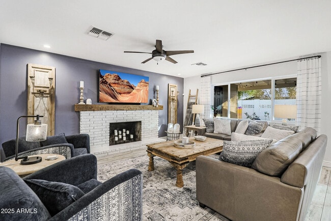 property at 8501 E Jackrabbit Rd