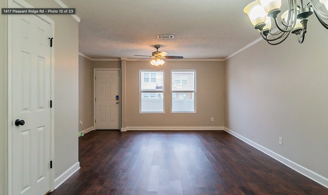 1417 Pleasant Ridge Rd in Antioch, TN - Foto de edificio - Building Photo