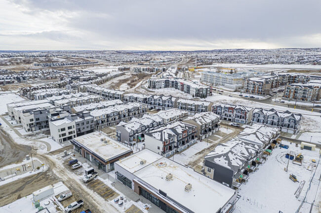 1338 Sage Hill Grv NW in Calgary, AB - Building Photo - Building Photo