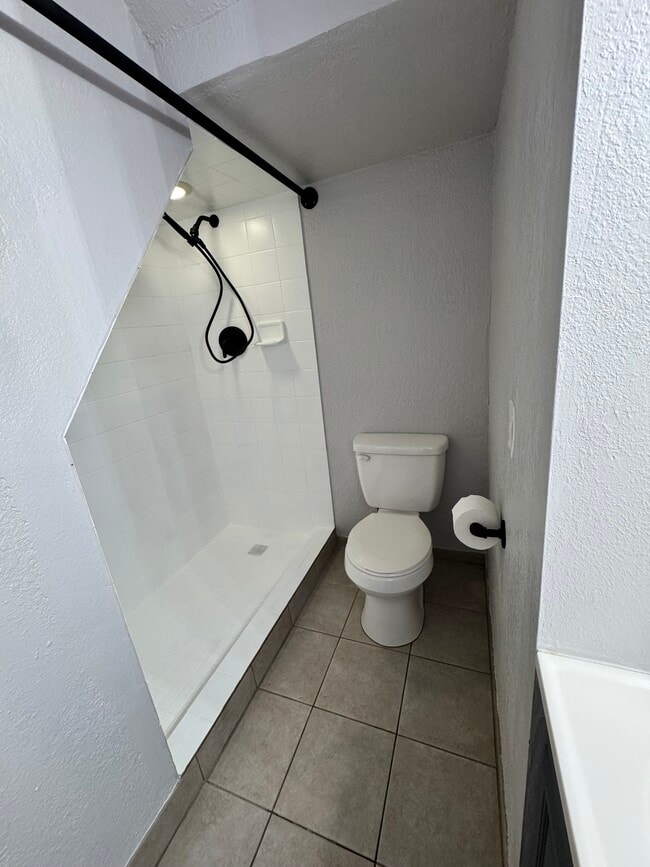 112 S Chandler Ave in DeLand, FL - Building Photo - Building Photo