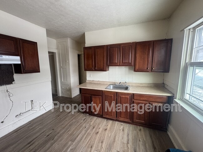 472-474-474 Ave D in Rochester, NY - Building Photo - Building Photo