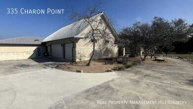 335 Charon Point in Spring Branch, TX - Foto de edificio - Building Photo