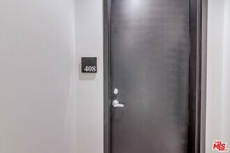 214 Westmoreland Ave, Unit 5 in Los Angeles, CA - Building Photo - Building Photo