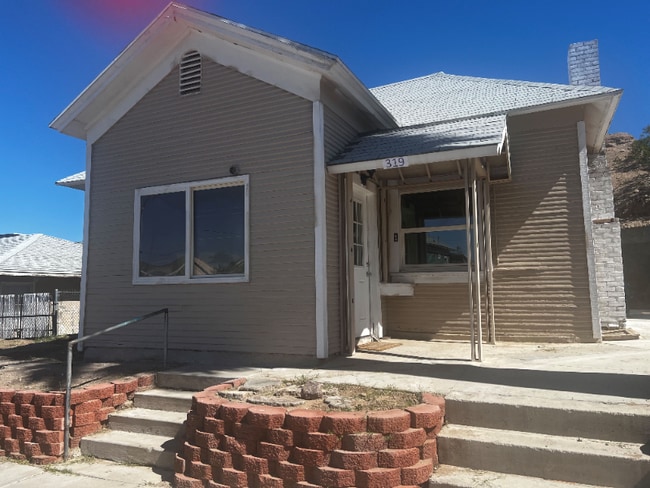 319 E St in Needles, CA - Building Photo - Building Photo