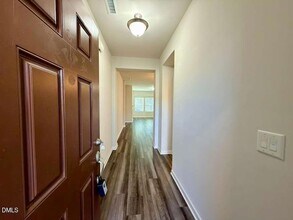 1152 Chestnut Bluff Run in Apex, NC - Building Photo - Building Photo