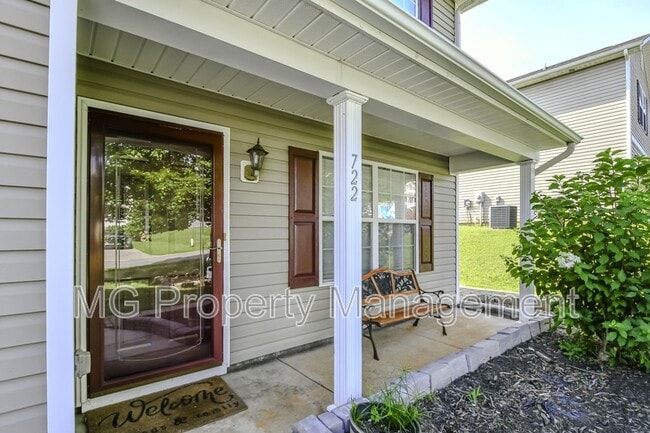 722 Overlook Rd in Lowell, NC - Building Photo - Building Photo