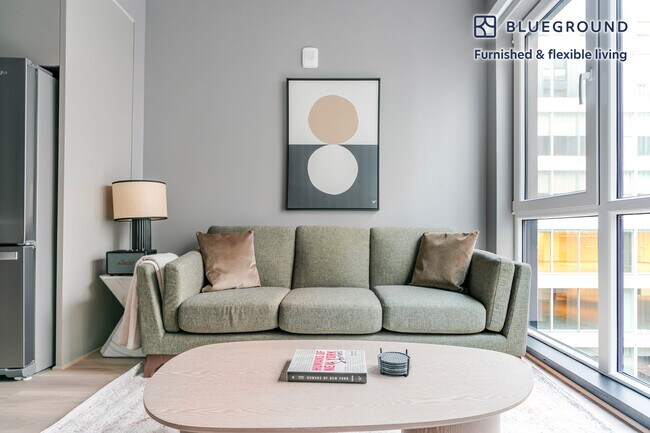 1313 L St NW in Washington, DC - Building Photo - Building Photo