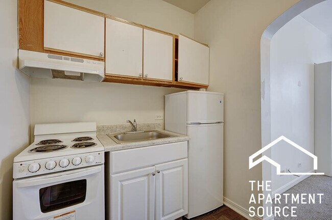property at 3957 W Irving Park Rd