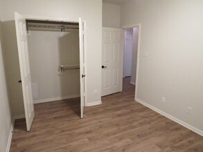 137 Conway Castle Dr in New Braunfels, TX - Building Photo - Building Photo