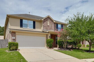 13727 Cypresswood Crossing Blvd in Houston, TX - Building Photo - Building Photo
