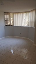 7401 NW 16th St-Unit -4B in Plantation, FL - Building Photo - Building Photo