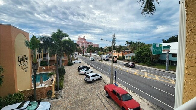 3575 Gulf Blvd in St Pete Beach, FL - Building Photo - Building Photo