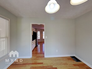 1575 Wynfield Dr in Auburn, GA - Building Photo - Building Photo