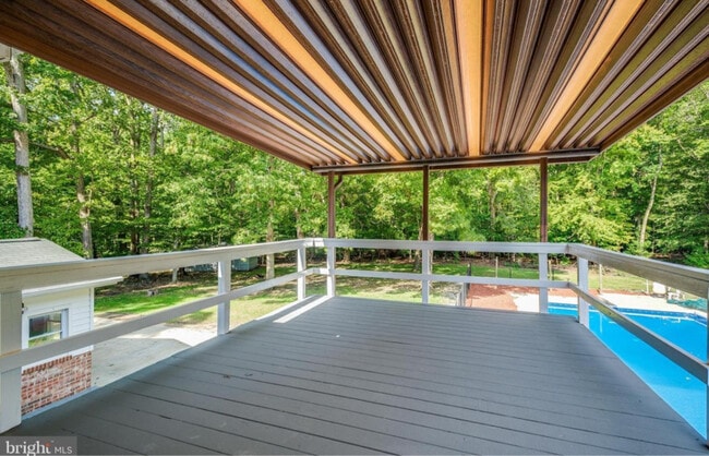 property at 3650 Laurel Dr