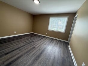 62 Cinnamon Dr in Jackson, TN - Building Photo - Building Photo
