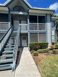 4610 Lake Waterford Way