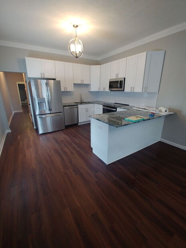 property at 563 Wainwright Ave