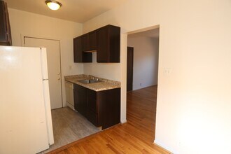 931 W Sunnyside Ave in Chicago, IL - Building Photo - Building Photo