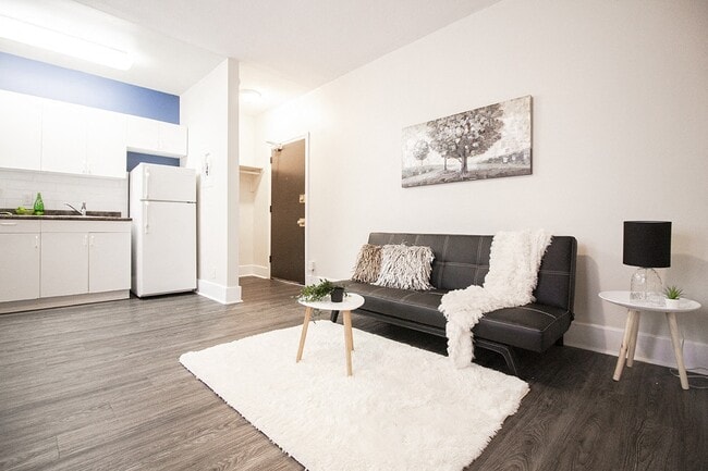 389 Balmoral Apartment in Winnipeg, MB - Building Photo - Building Photo