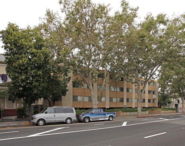 Gateway Apartments in San Jose, CA - Foto de edificio - Building Photo