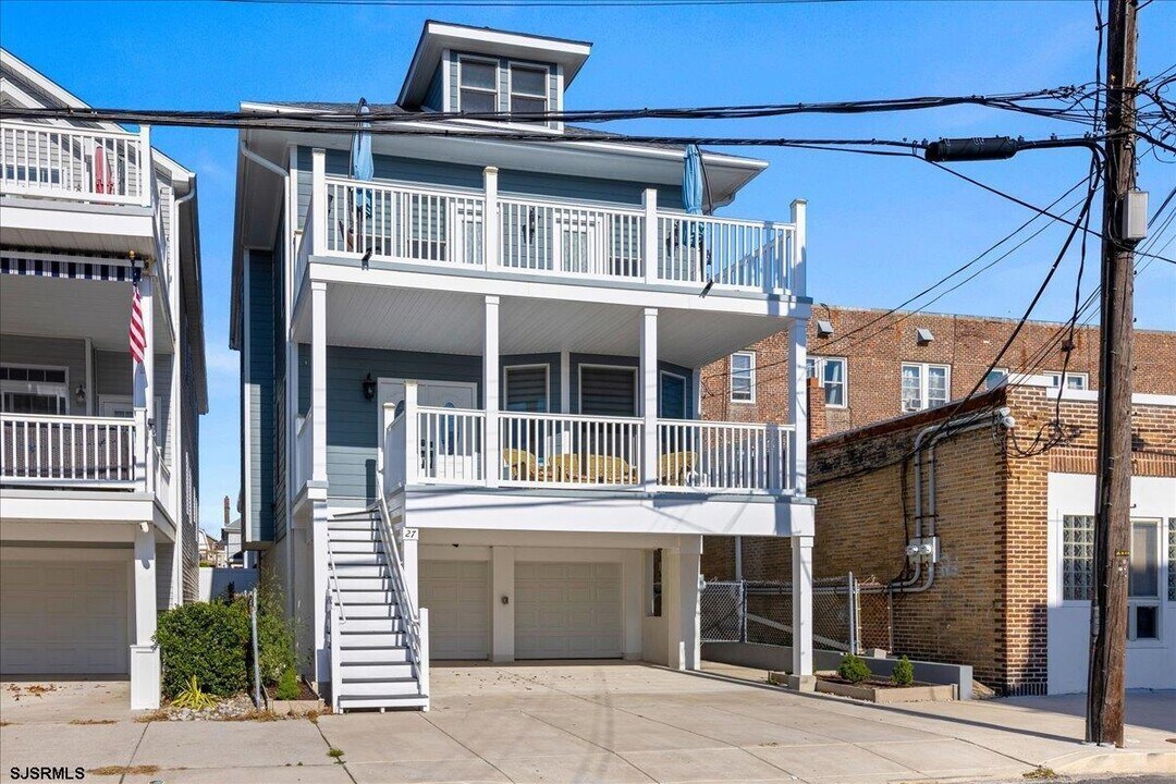 27 S Little Rock Ave in Ventnor City, NJ - Building Photo