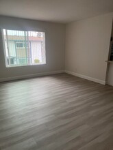 2330 Grove Ave in San Diego, CA - Building Photo - Building Photo