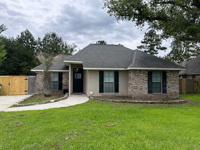 property at 41713 Snowball Cir