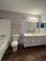 4720 Walden Cir in Orlando, FL - Building Photo