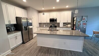 14220 Halden Ridge Way in Louisville, KY - Building Photo - Building Photo