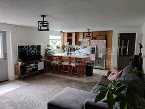 1095 Nalder St in Layton, UT - Building Photo - Building Photo