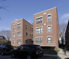 94 Medway St Apartments